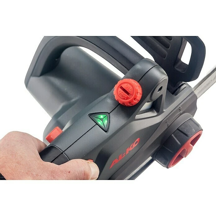 BAUHAUS AL-KO Bosch Home & Garden Compatible Akku-Kettensäge Handliche, Kraftvolle Akku-Kettensäge Mit Automatischer Kettenschmierung 18 V, Li-Ionen, 1 Akku, Schwertlänge: 25 Cm 8 BAUHAUS AL-KO Bosch Home & Garden Compatible Akku-Kettensäge Handliche, Kraftvolle Akku-Kettensäge Mit Automatischer Kettenschmierung 18 V, Li-Ionen, 1 Akku, Schwertlänge: 25 Cm – Bild 6