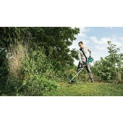 BAUHAUS Bosch Elektro-Freischneider AFS 23-37 950 W, Schnittbreite: 37 Cm Faden/23 Cm Messer 13 BAUHAUS Bosch Elektro-Freischneider AFS 23-37 950 W, Schnittbreite: 37 Cm Faden/23 Cm Messer -Bauhaus Shop 12 1780