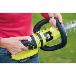 BAUHAUS Ryobi ONE+ Akku-Heckenschere 18 V RHT1855R40F 18 V, Li-Ionen, 4 Ah, 1 Akku -Bauhaus Shop 12 1984
