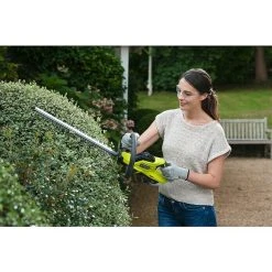 BAUHAUS Ryobi ONE+ Akku-Heckenschere OHT1845 18, Li-Ionen, Ohne Akku, Schnittlänge: 45 Cm 9 BAUHAUS Ryobi ONE+ Akku-Heckenschere OHT1845 18, Li-Ionen, Ohne Akku, Schnittlänge: 45 Cm -Bauhaus Shop 12 2012
