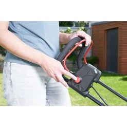 BAUHAUS AL-KO Bosch Home & Garden Compatible Akku-Rasenmäher Praktischer Tragegriff 18 V, 2 Akkus, 2,5 Ah, Schnittbreite: 32 Cm 13 BAUHAUS AL-KO Bosch Home & Garden Compatible Akku-Rasenmäher Praktischer Tragegriff 18 V, 2 Akkus, 2,5 Ah, Schnittbreite: 32 Cm -Bauhaus Shop 12 8